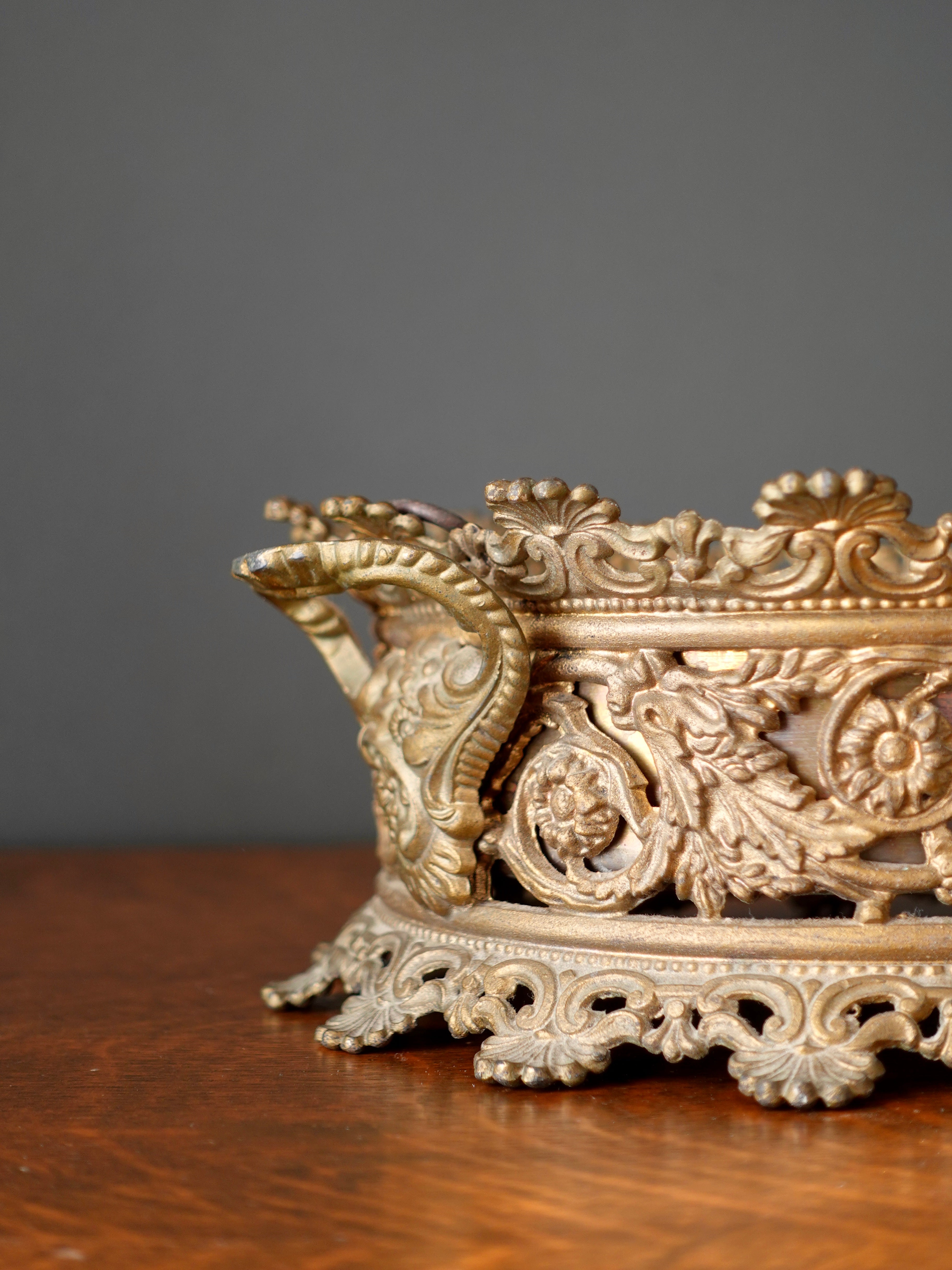 Gilt Round Reticulated Jardiniere