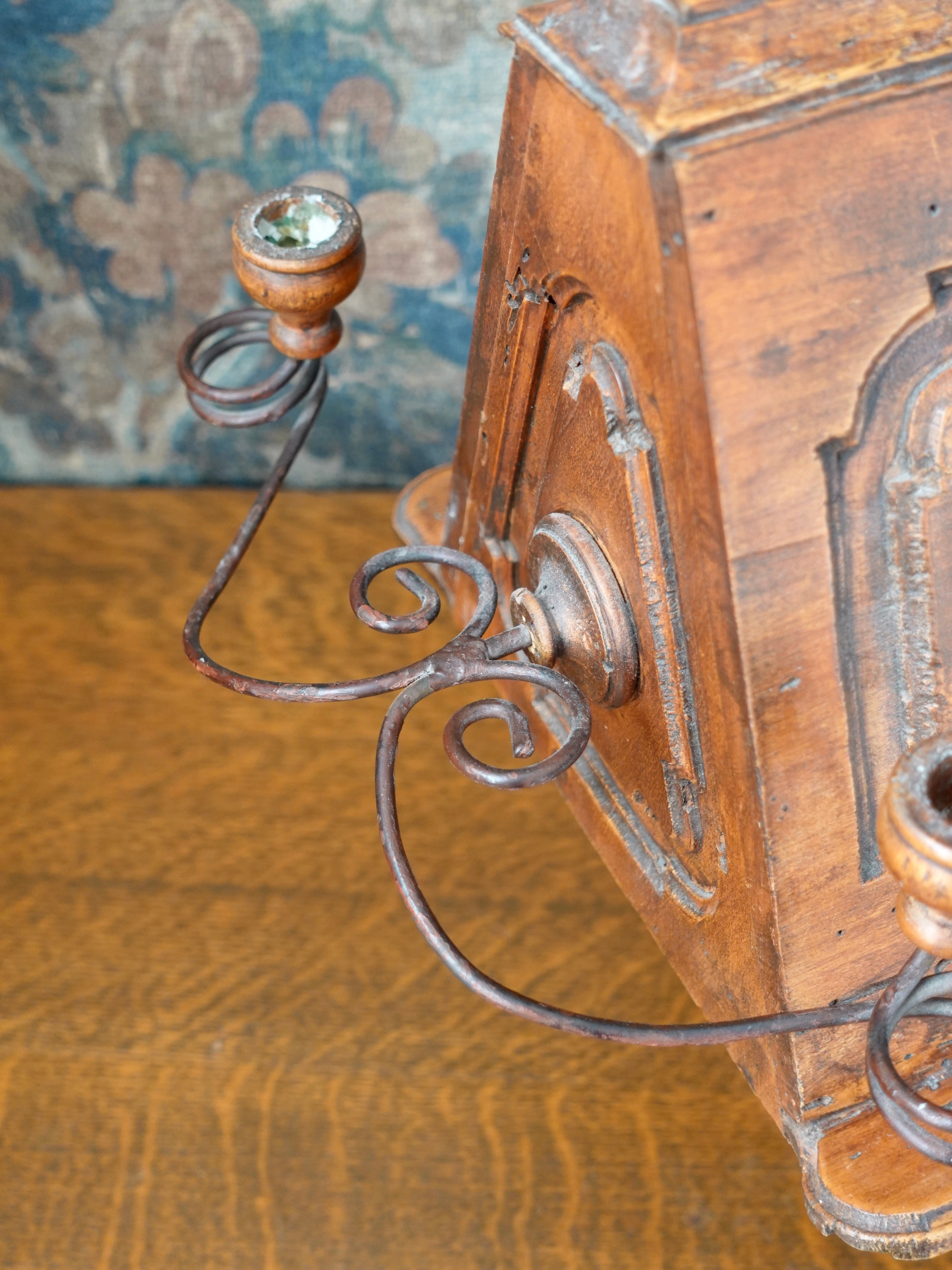 Vintage Double-Sided Tabletop Lectern