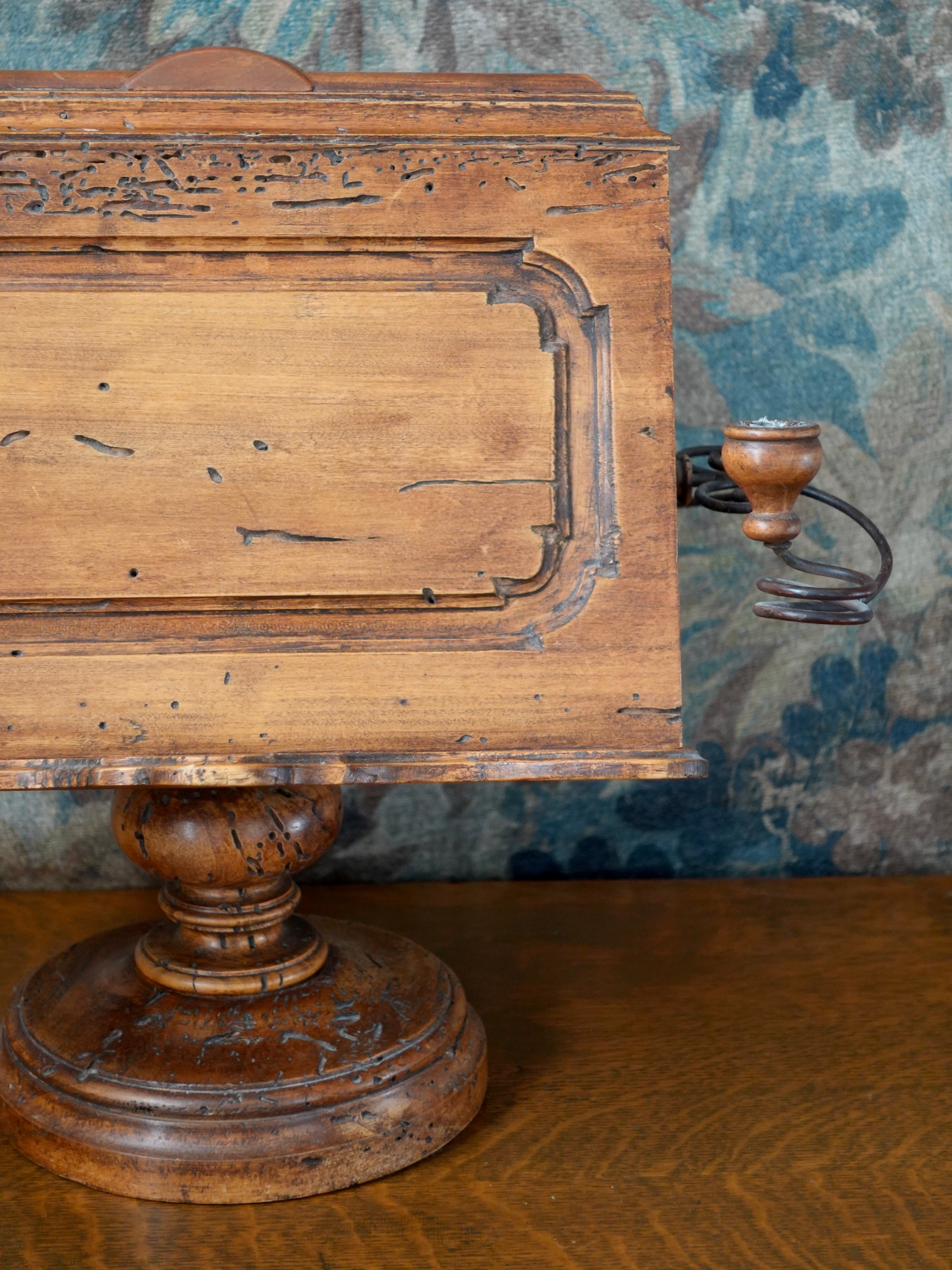 Vintage Double-Sided Tabletop Lectern