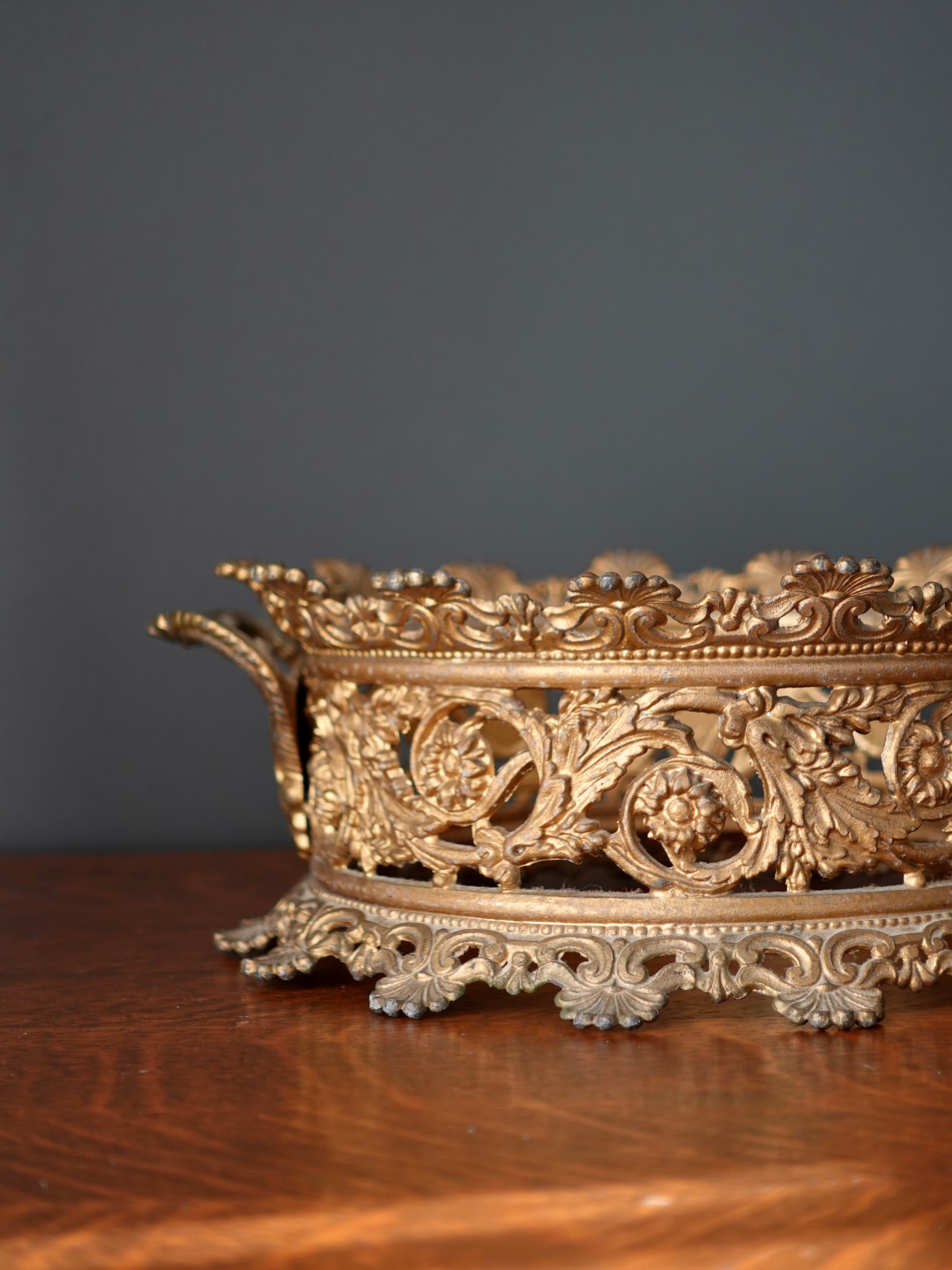 Gilt Round Reticulated Jardiniere